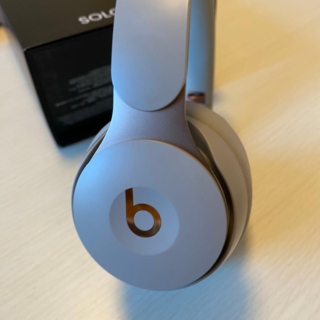 SOLO PRO ワイヤレスヘッドホン