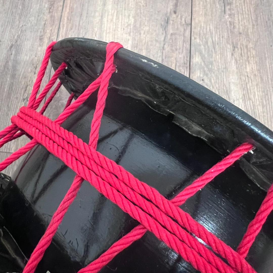 フォロー割【新品】【蔵出し】締め太鼓 牛革 和太鼓 バチ付 台付 入門用