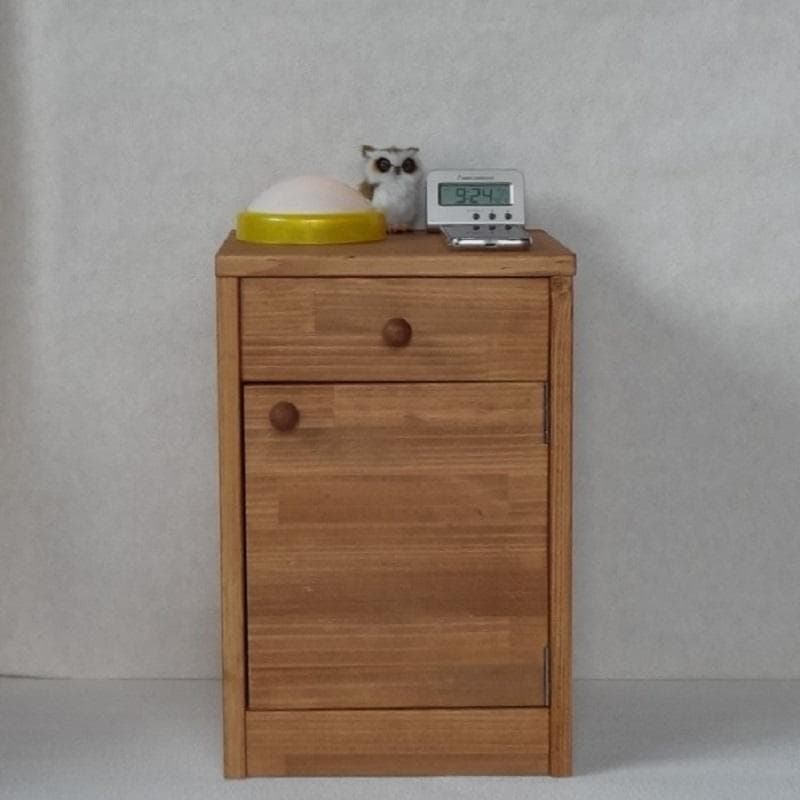 歳末セール￥１５８００を￥１４８００　ナイトテーブル、サイドテーブル、収納BOX