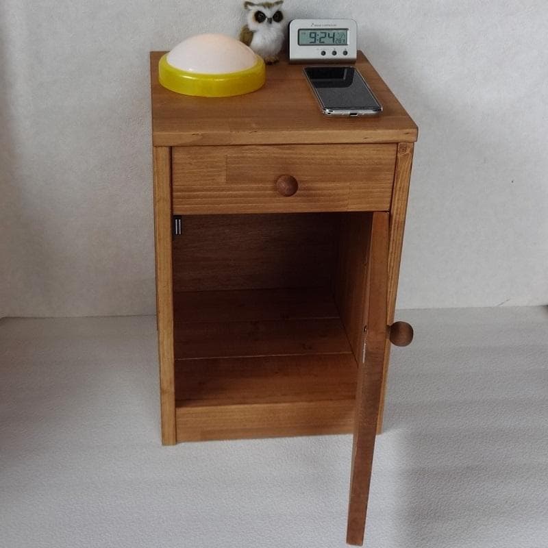 歳末セール￥１５８００を￥１４８００　ナイトテーブル、サイドテーブル、収納BOX
