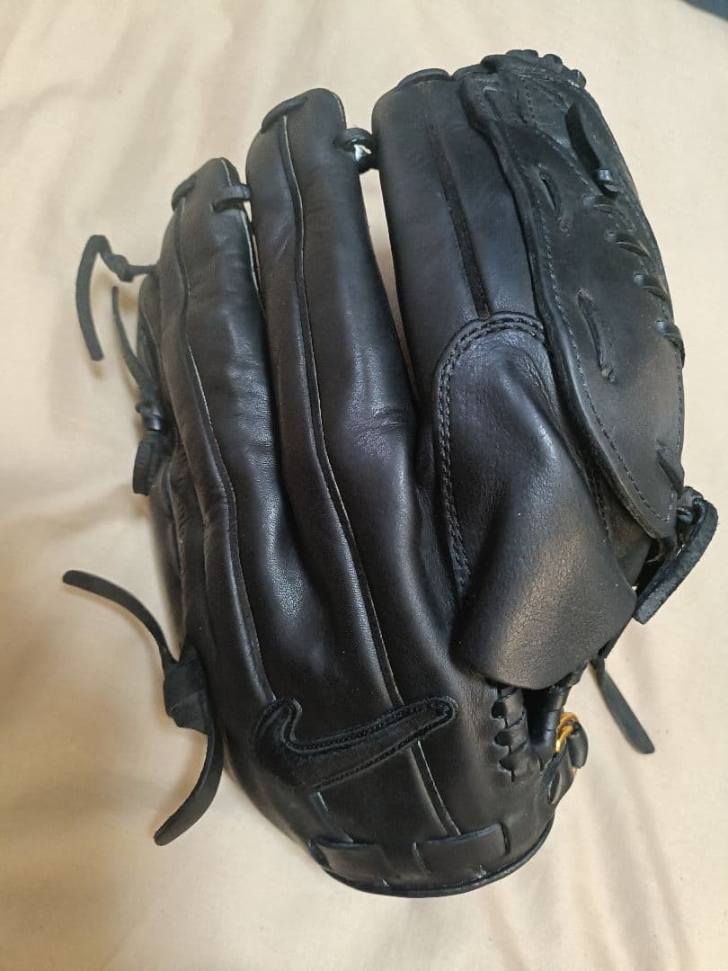 Nike ナイキ ブラック 軟式グローブ ダルビッシュモデル 一般軟式(大人)用