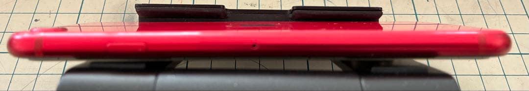 iPhone SE（第2世代）128GB RED