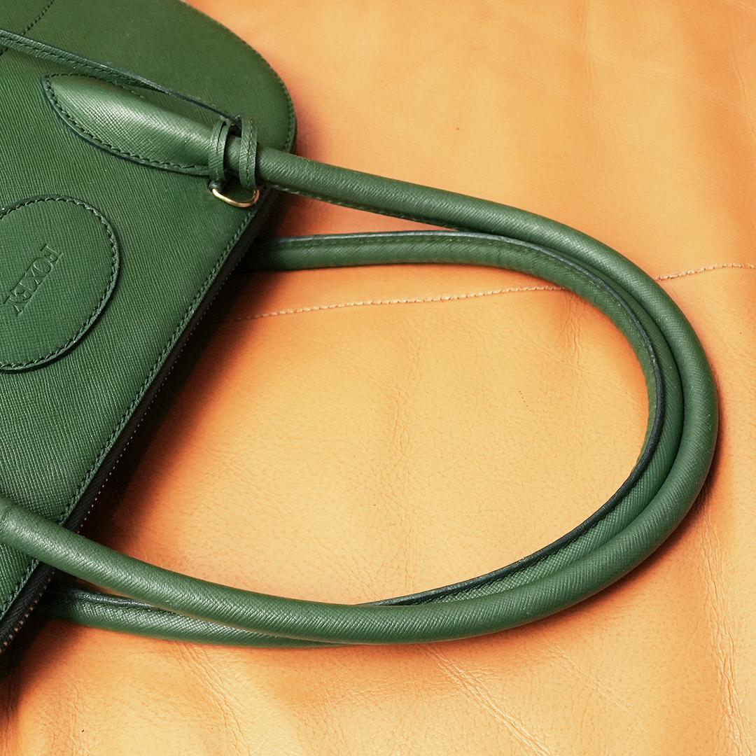 MADE IN ITALY　FOXEY　ハンドバッグ　グリーン　マカロン