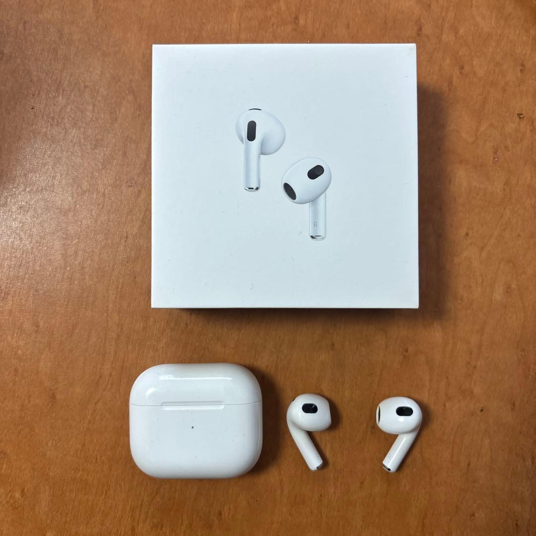 AirPods3世代本体 充電ケース付き