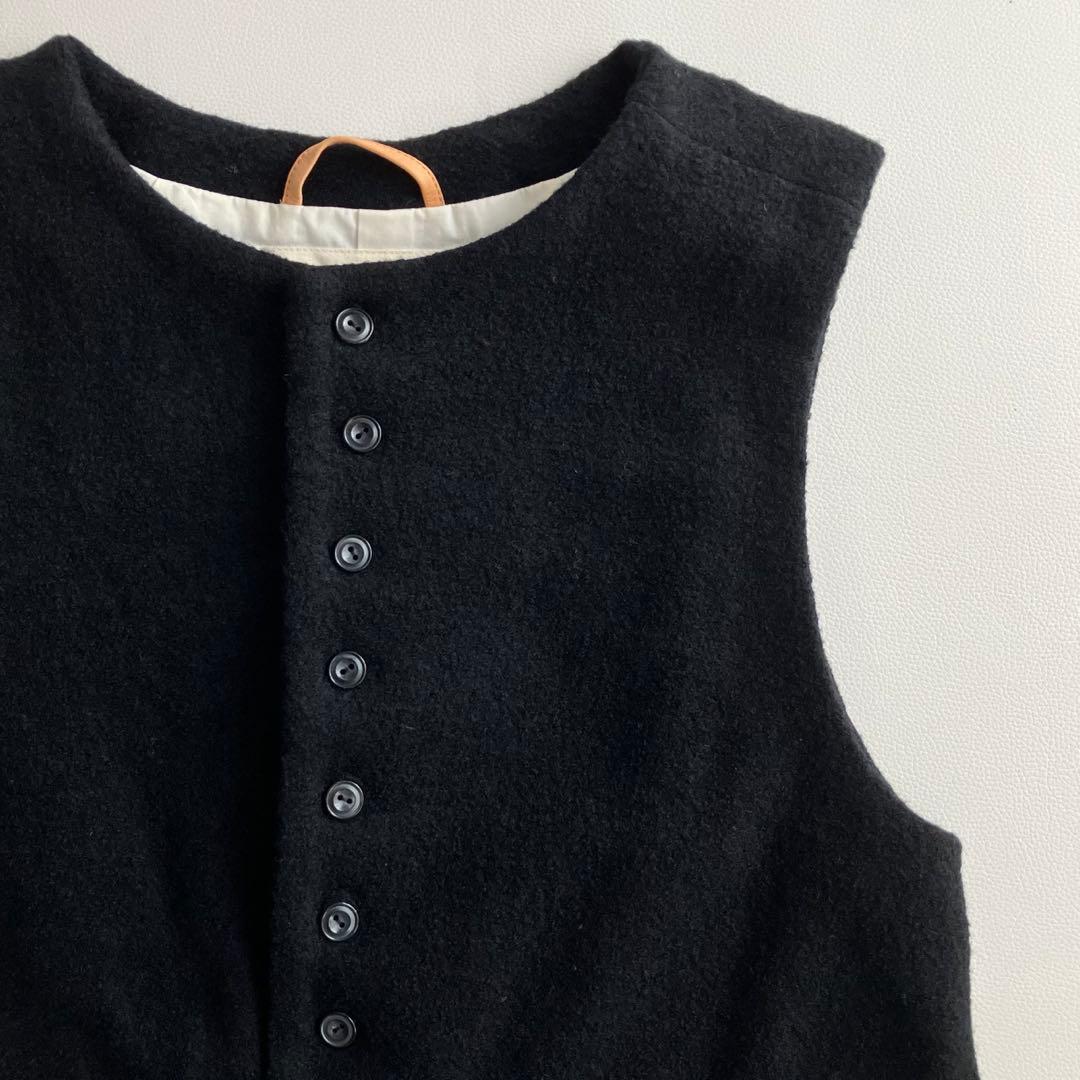 Veritecoeur ヴェリテクール　ベスト　ジレ　 ウール　黒