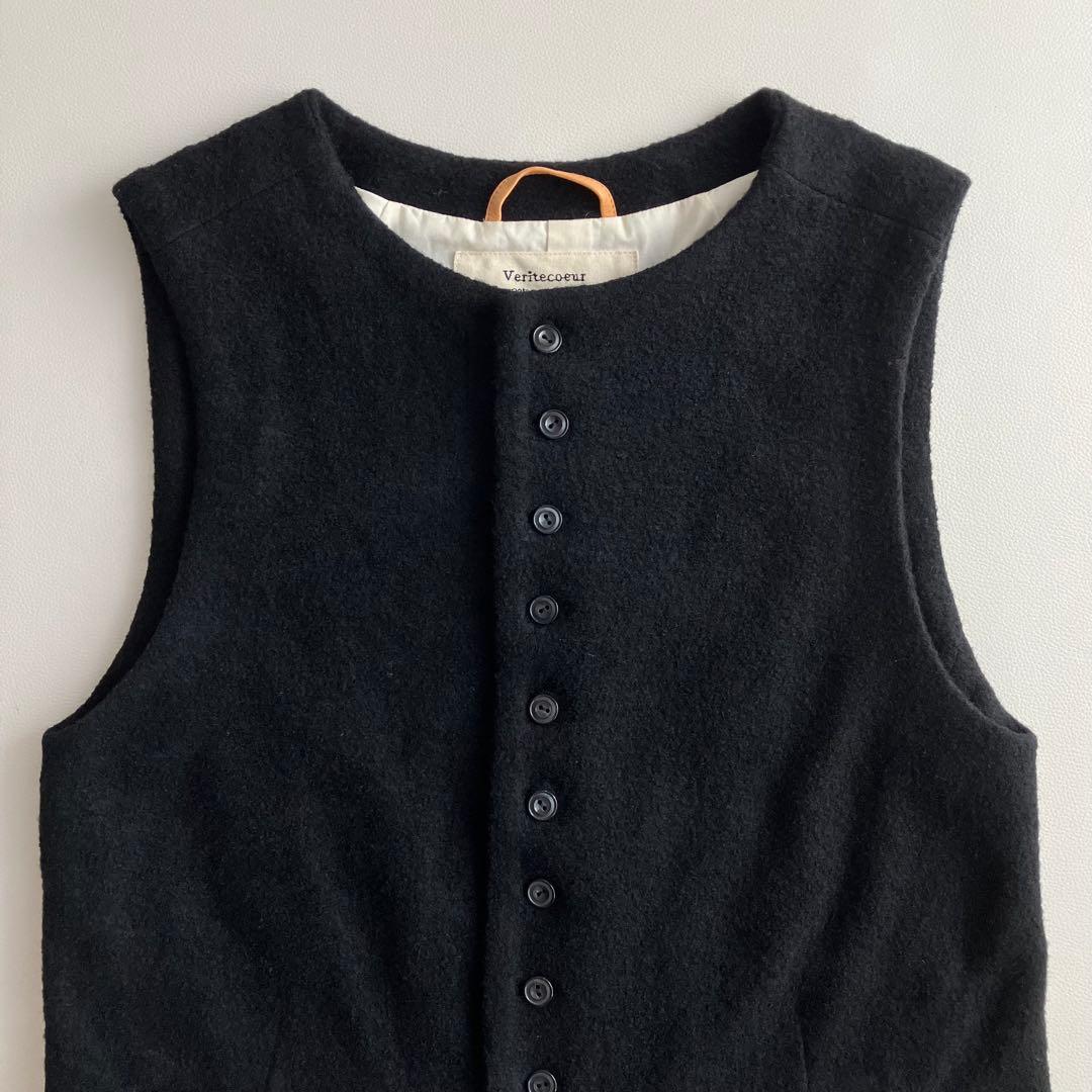 Veritecoeur ヴェリテクール　ベスト　ジレ　 ウール　黒