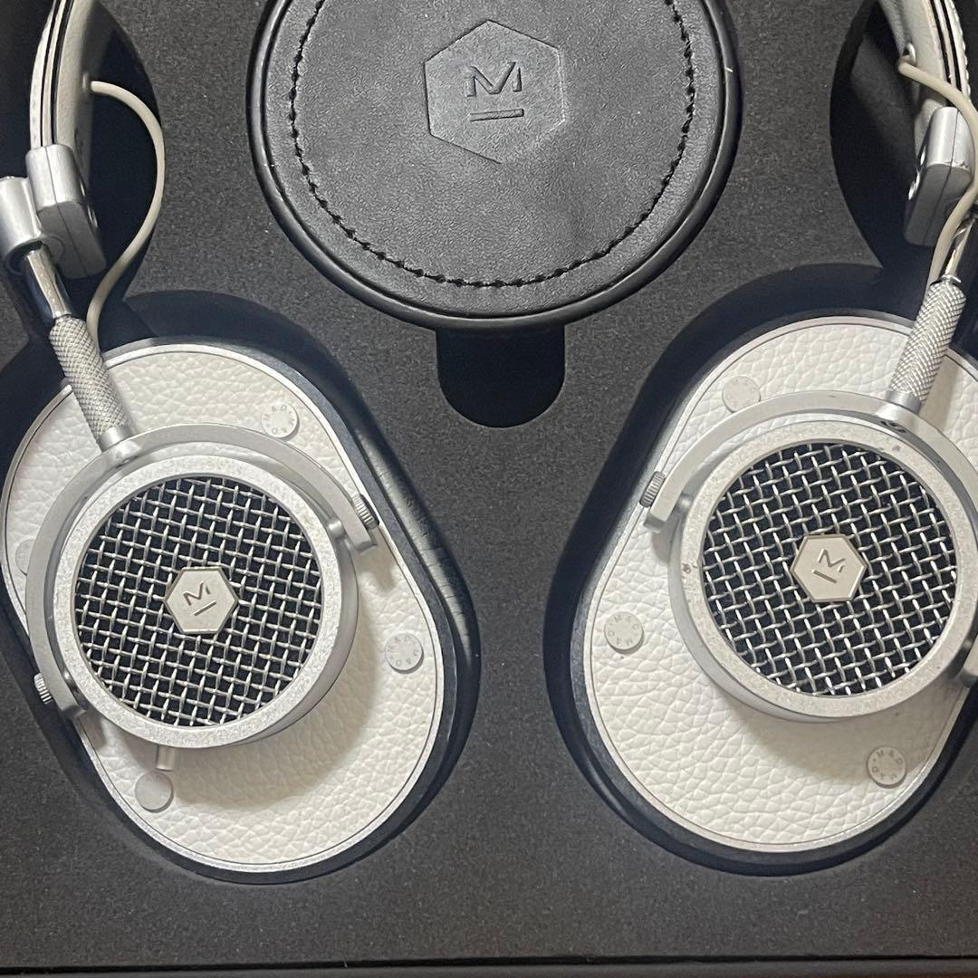 MH40 master&dynamic ホワイト　有線　ヘッドホン