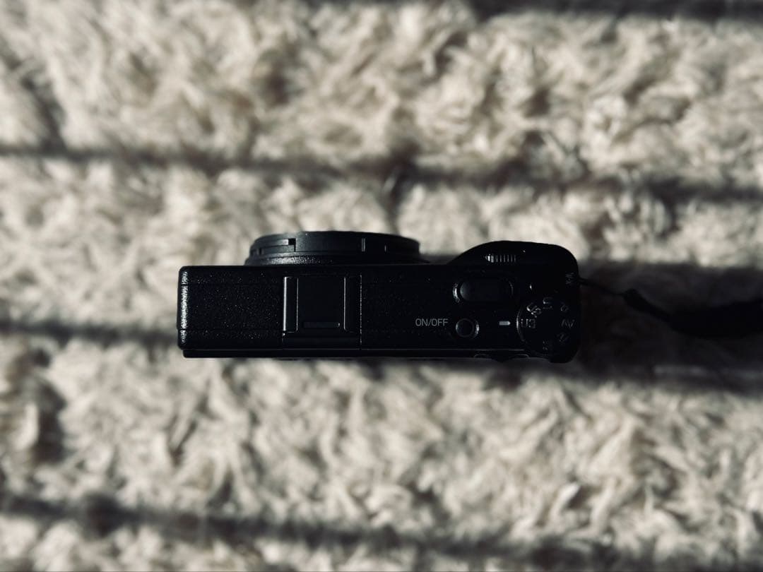 RICOH GRIIIxコンパクトデジタルカメラ