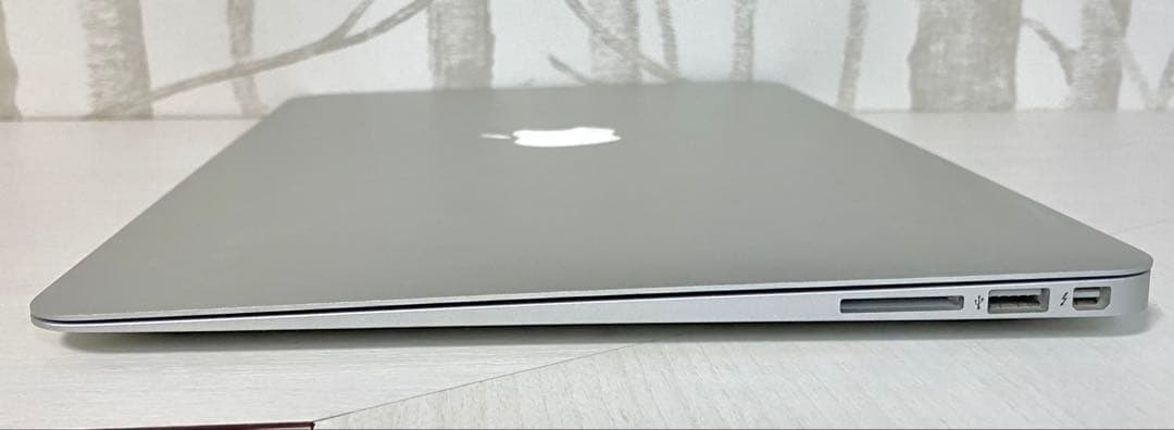 【美品】MacBook Air 13インチ