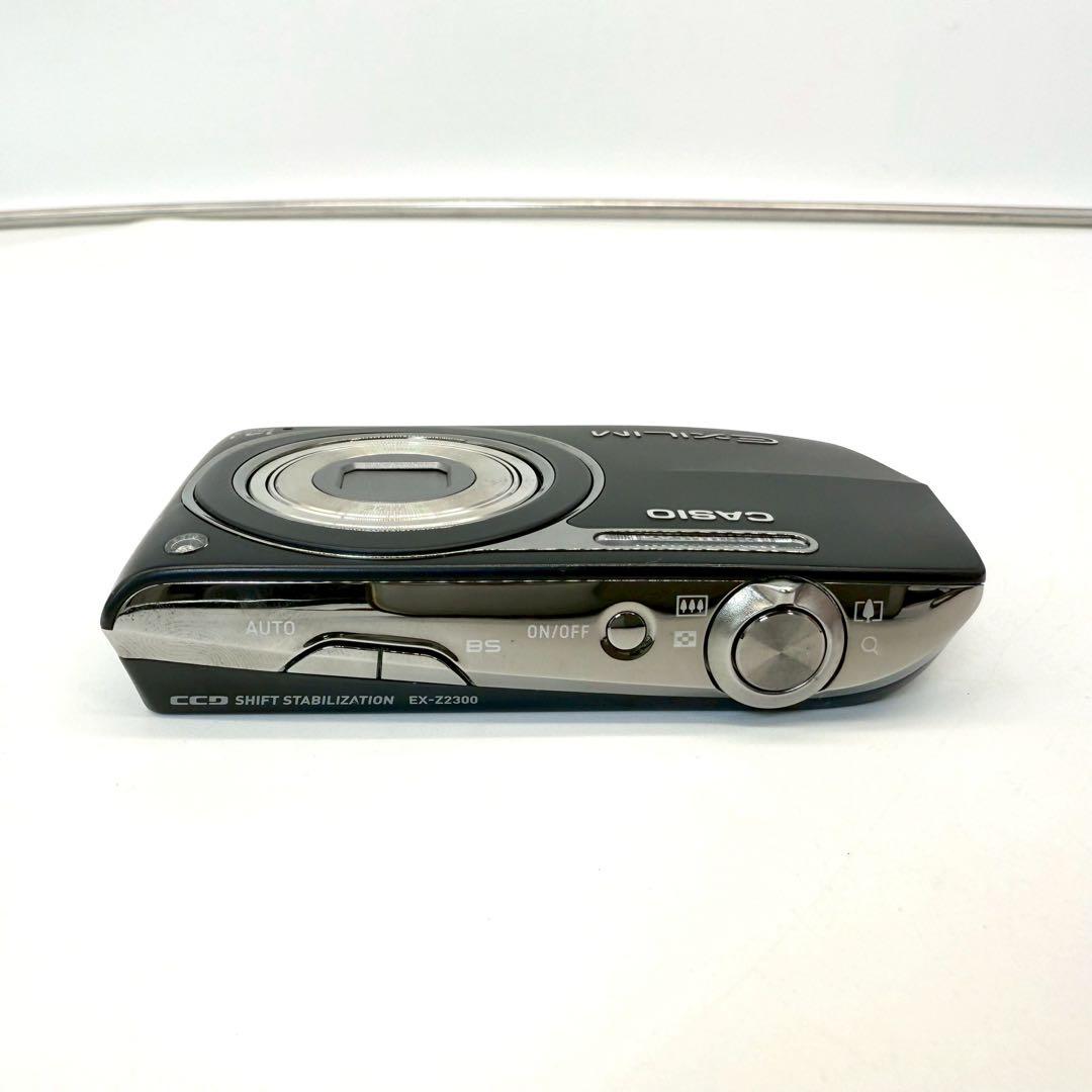 CASIO EXILIM EX-Z2300 デジタルカメラ　カシオ　コンデジ