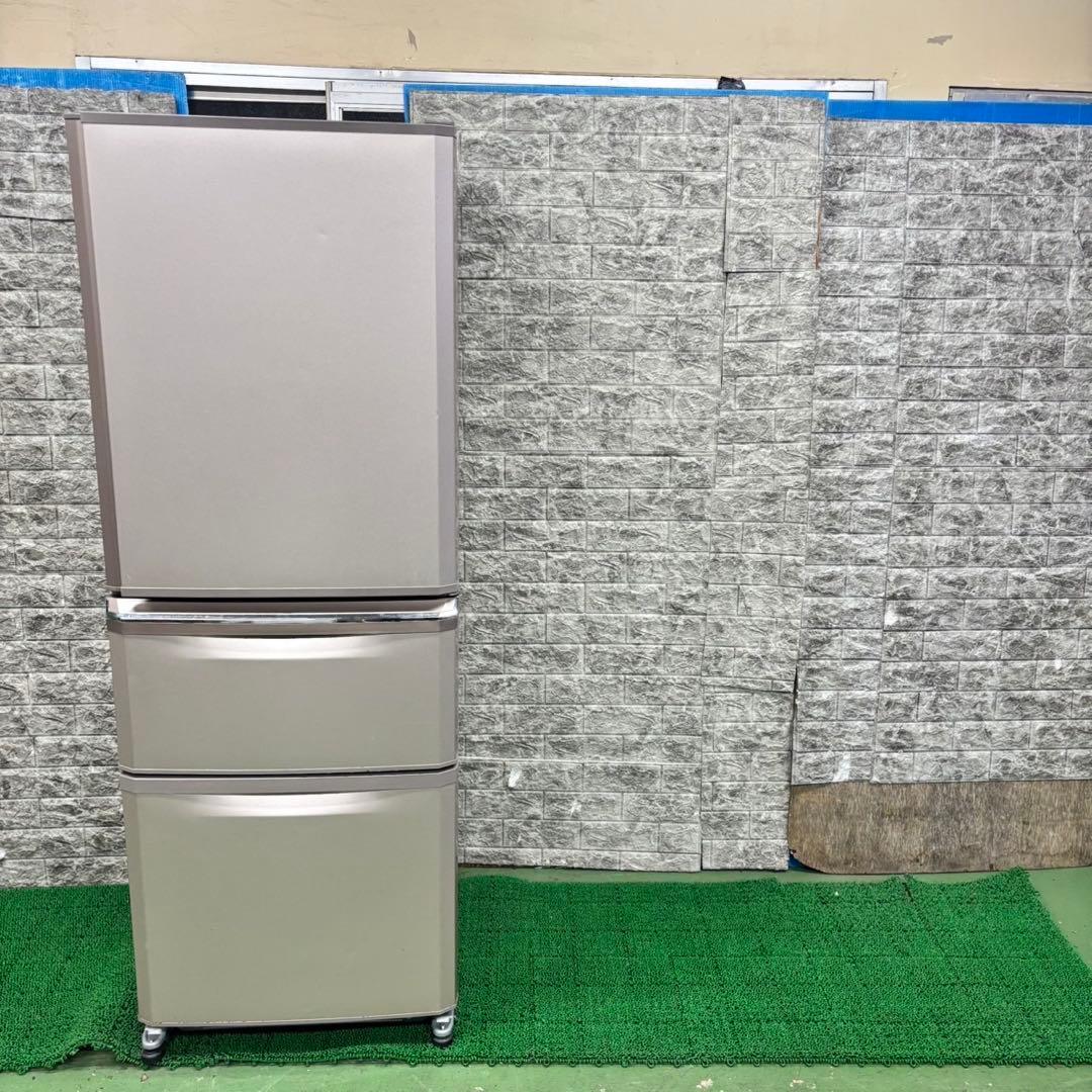 628 三菱　家庭用冷蔵庫　大型　自動製氷機付　保証込み　300L強