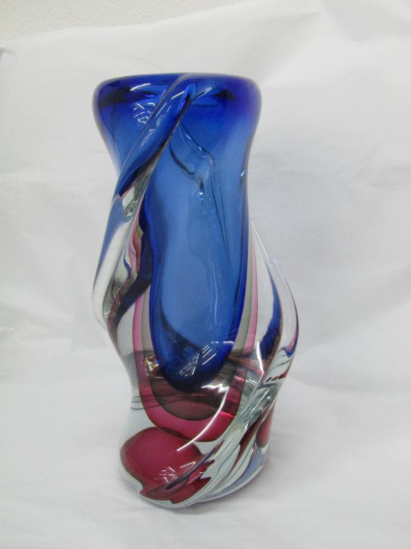 ムラーノ　クリスタルガラス　青いツイストデザインのガラス花瓶　作家物　希少品