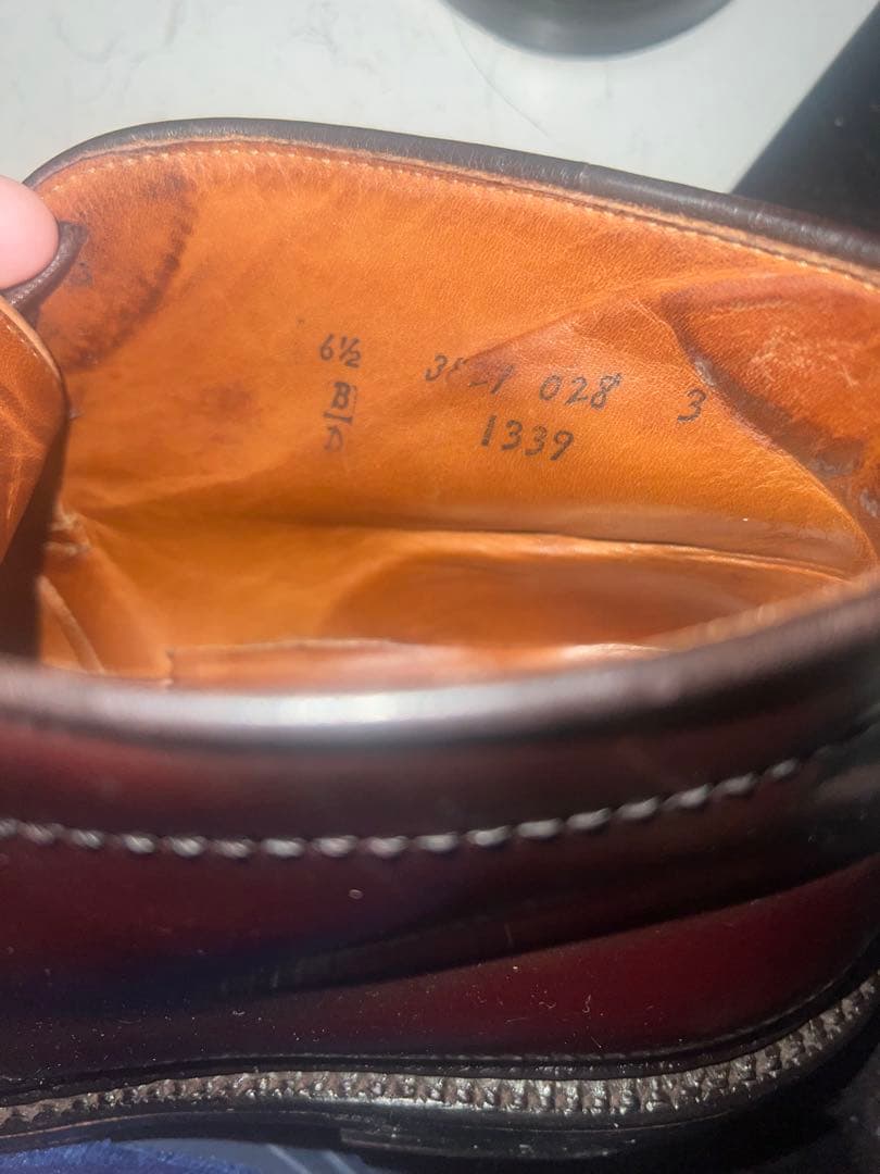 一月限定割引！オールデン バーガンディ1339チャッカブーツ6.2/1