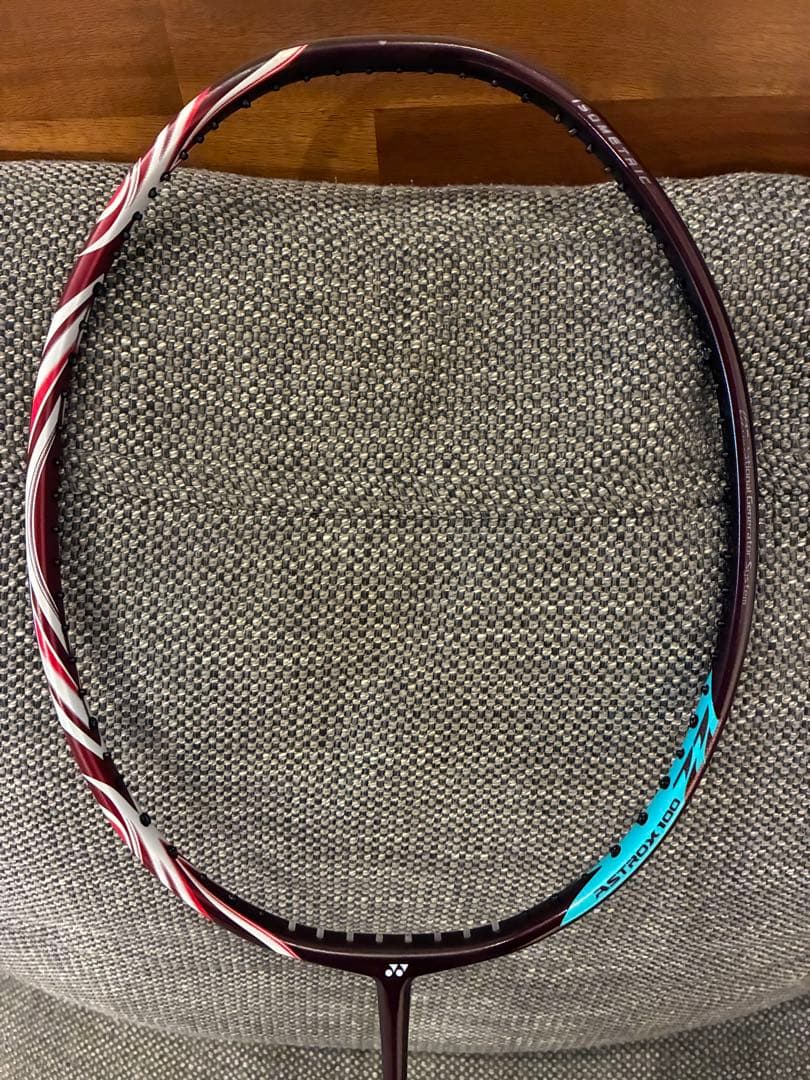 【ほぼ新品】【品薄貴重】アストロクス100ZZ 4UG5