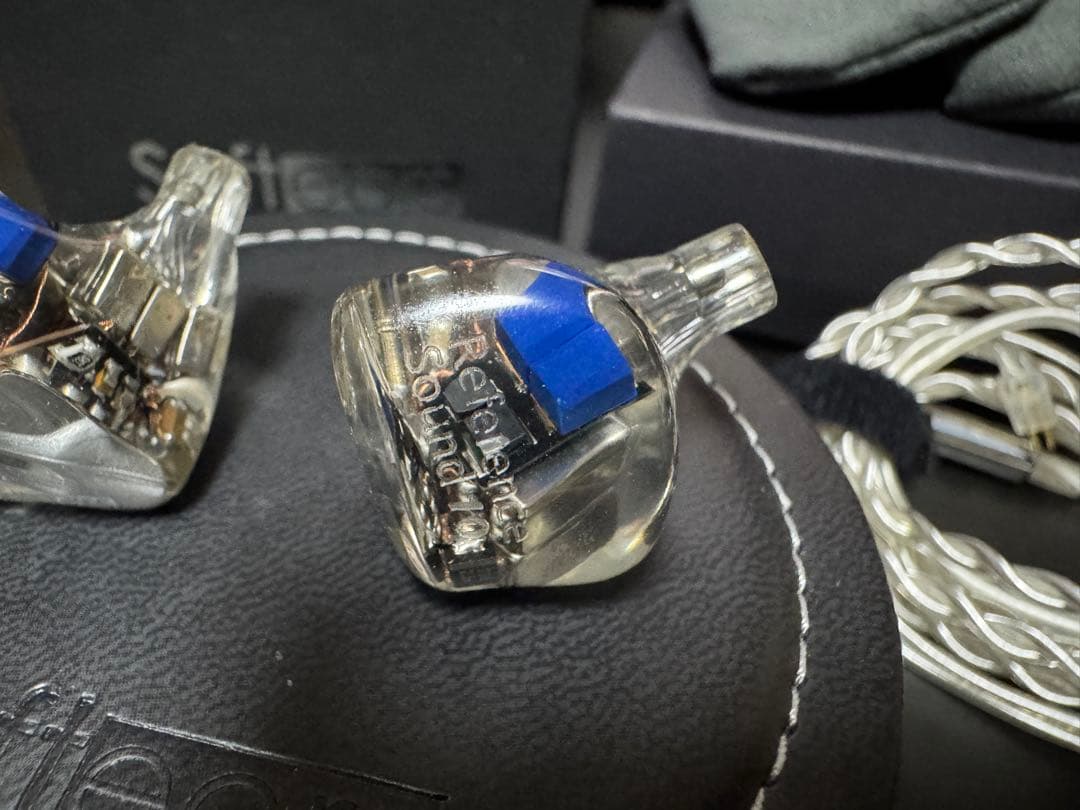 イヤホン SoftEars RS10