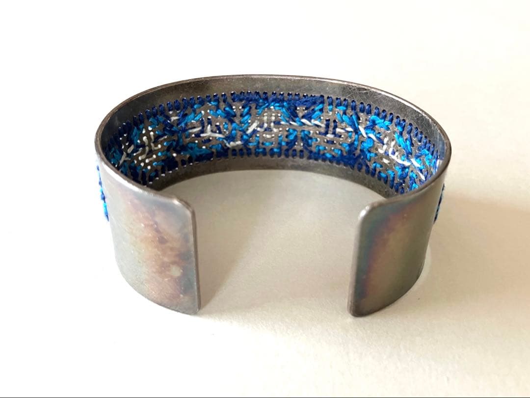 CARO BAERTLING カロ バートリング シルバーバングル