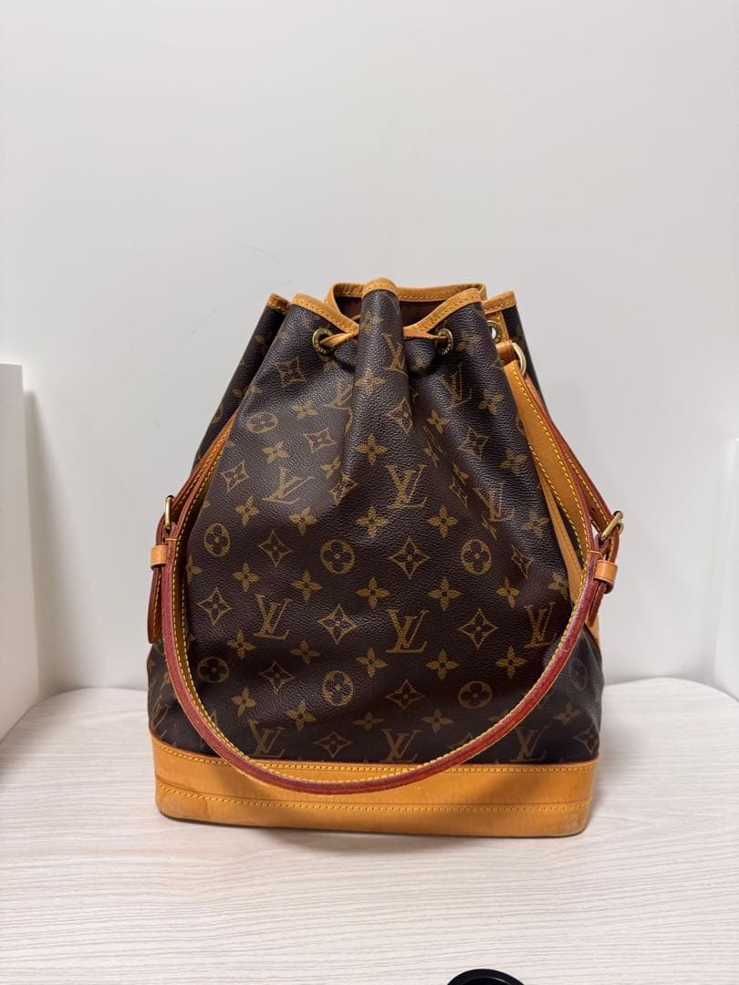 ルイヴィトン モノグラム ノエ 巾着型ショルダーバッグ ヴィンテージ 定番