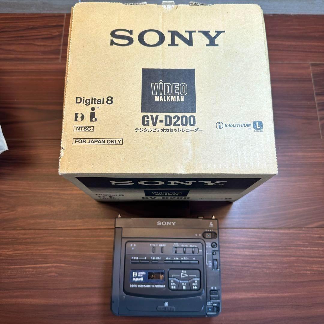 SONY GV-D200 ビデオウォークマン Digital 8 2466
