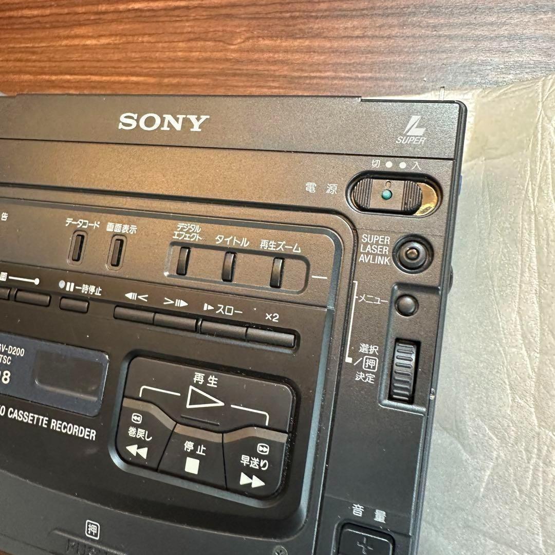 SONY GV-D200 ビデオウォークマン Digital 8 2466