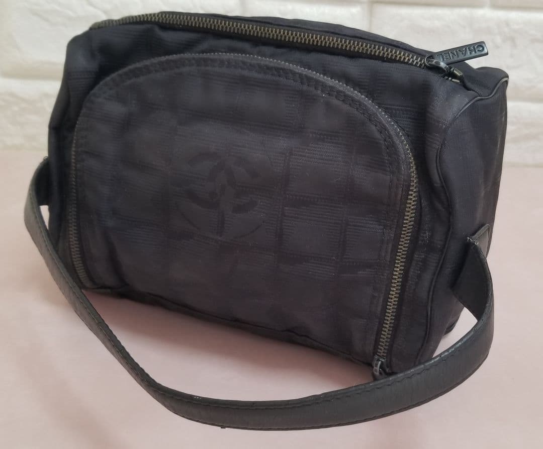 CHANEL ニュートラベルライン ハンドバッグ ポーチ ブラック