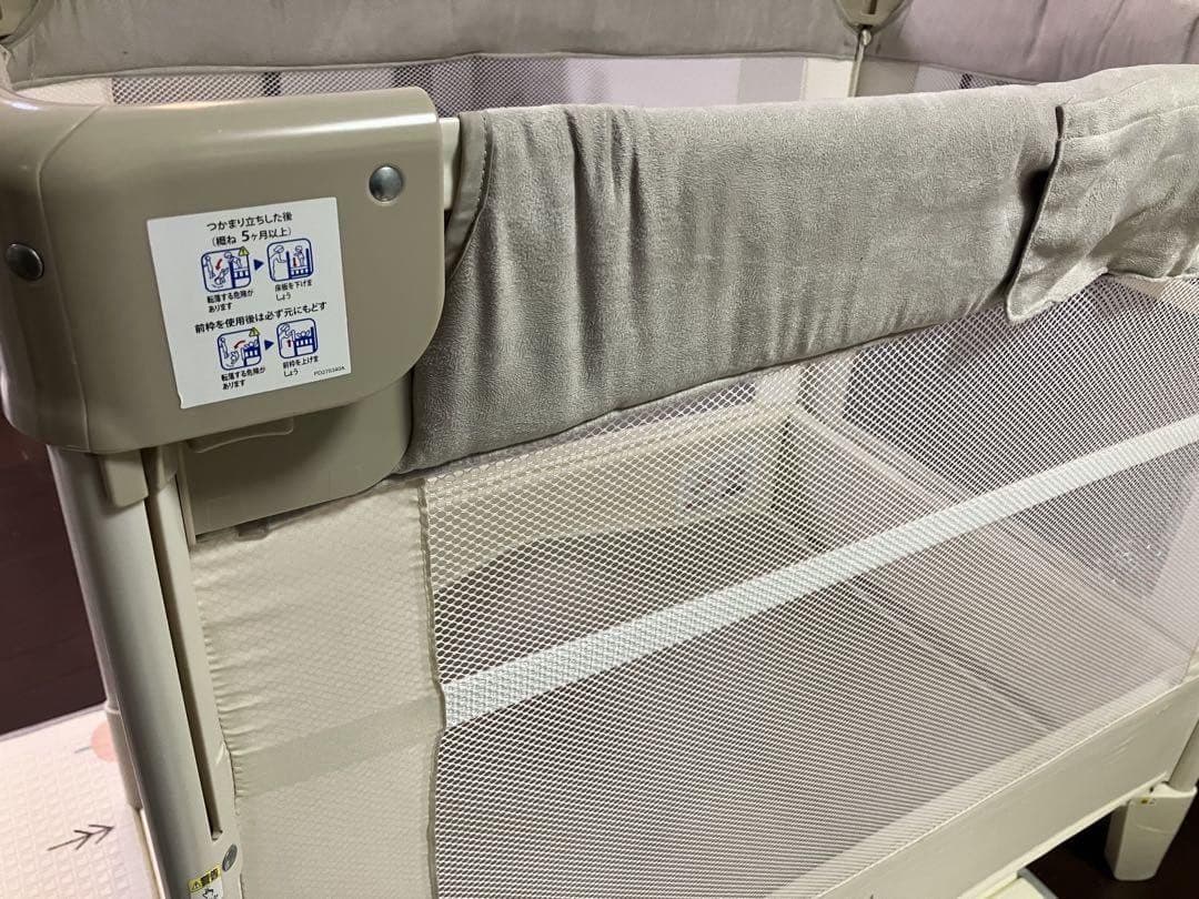 【メルカリ市値下】Apricaベビーベッドココネルエアープラスホワイトベージュ