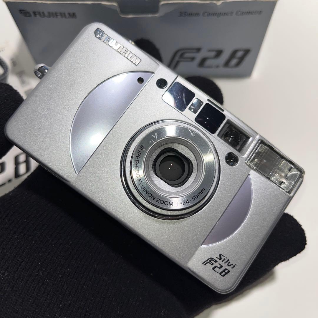 Fujifilm Silvi F2.8 （元箱・リモコン・ストラップあり）