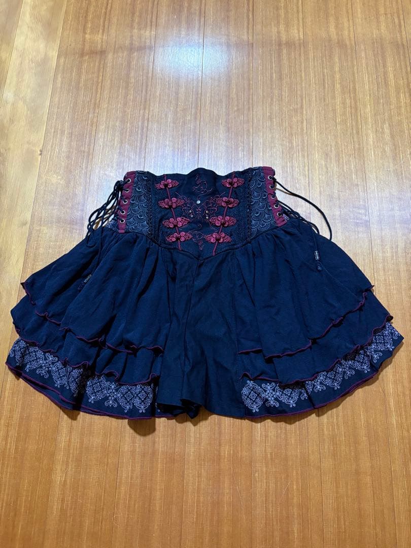 オッズオネスト ショートパンツ