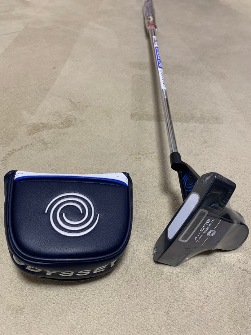 ODYSSEY TRI-BEAM パター STROKE LAB