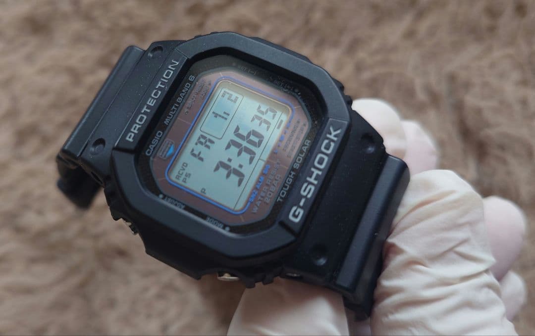 【美品】カシオ G-SHOCK デジタル腕時計 GW-M5610U 電波 防水