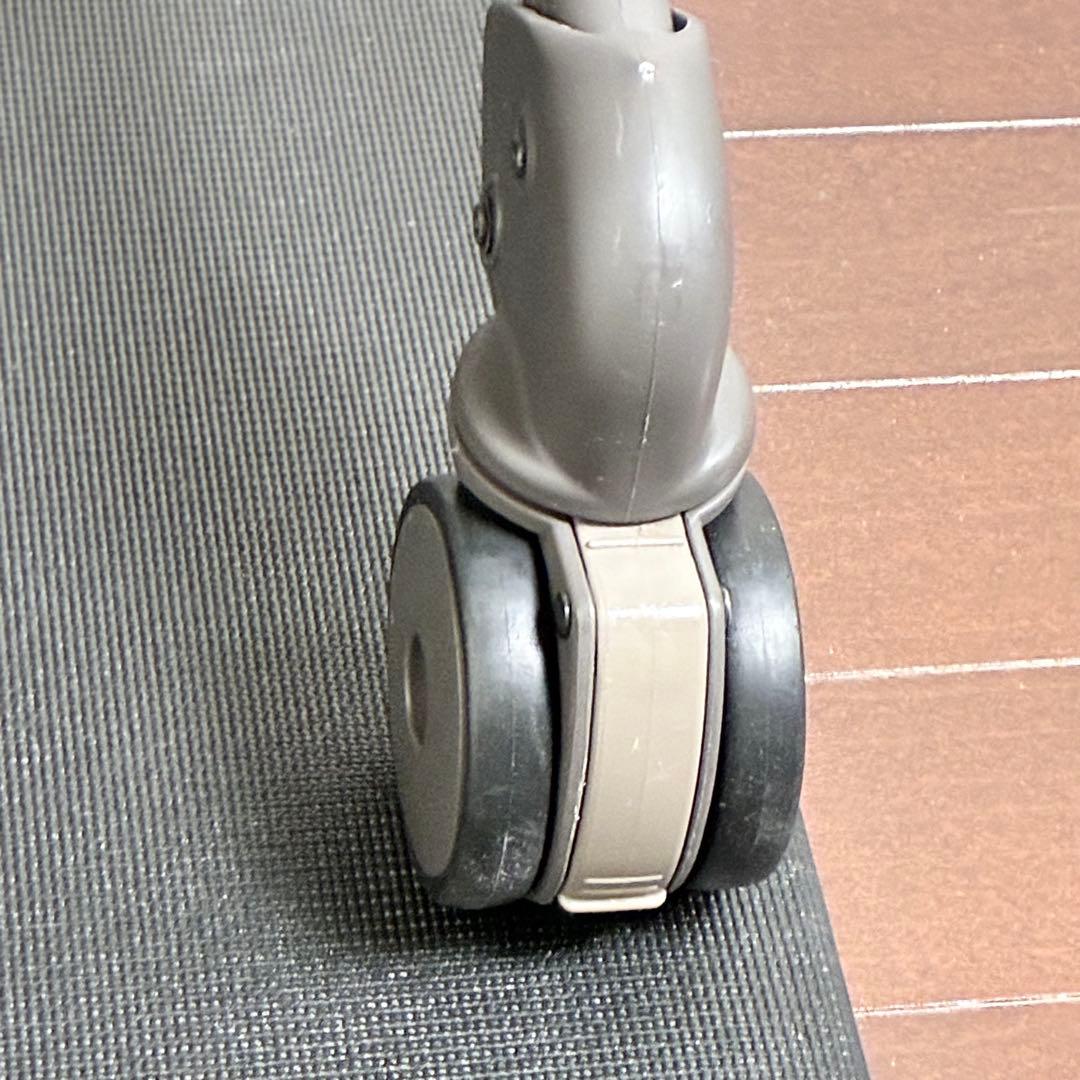 コンビ ネムリラ AT オートスイング シンプライト トイザらス限定モデル