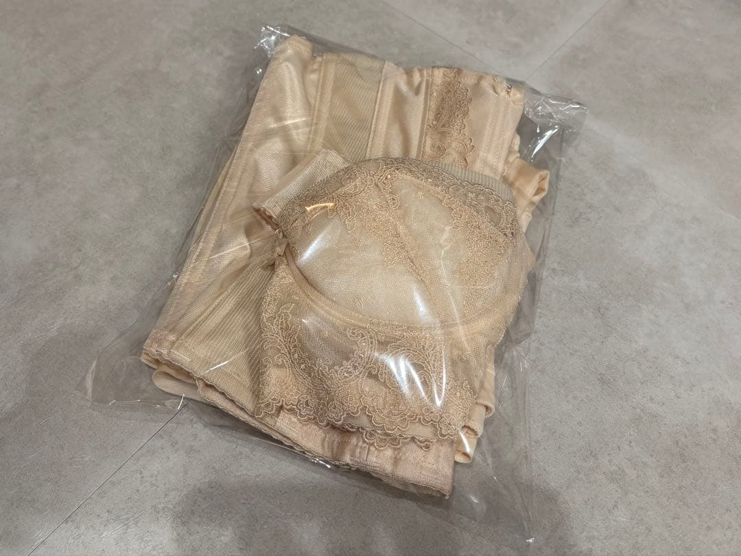 FOUR SIS&CO. ブライダルインナー セット