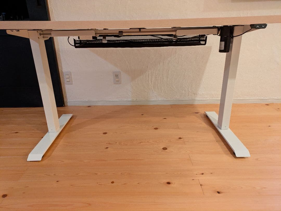 FlexiSpot EC1 電動式昇降式デスク 140cm天板 ケーブル収納付き