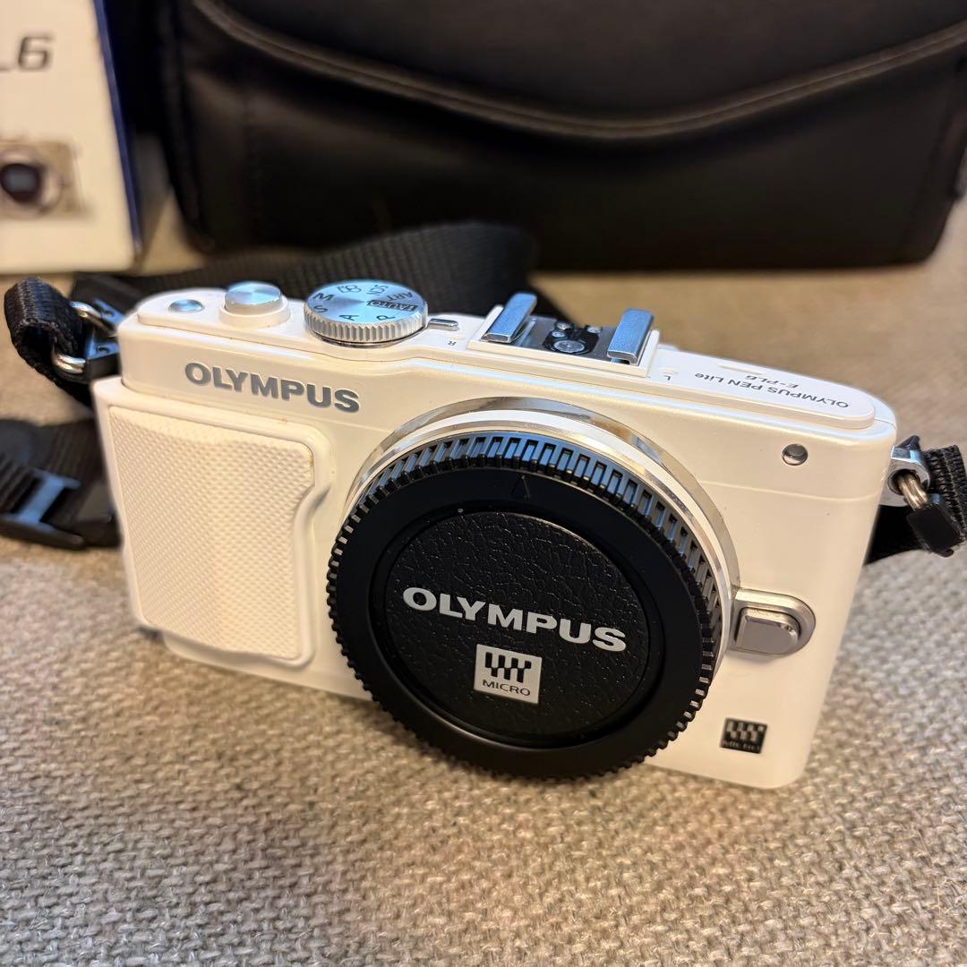 OLYMPUS E-PL6 ミラーレス一眼カメラセット