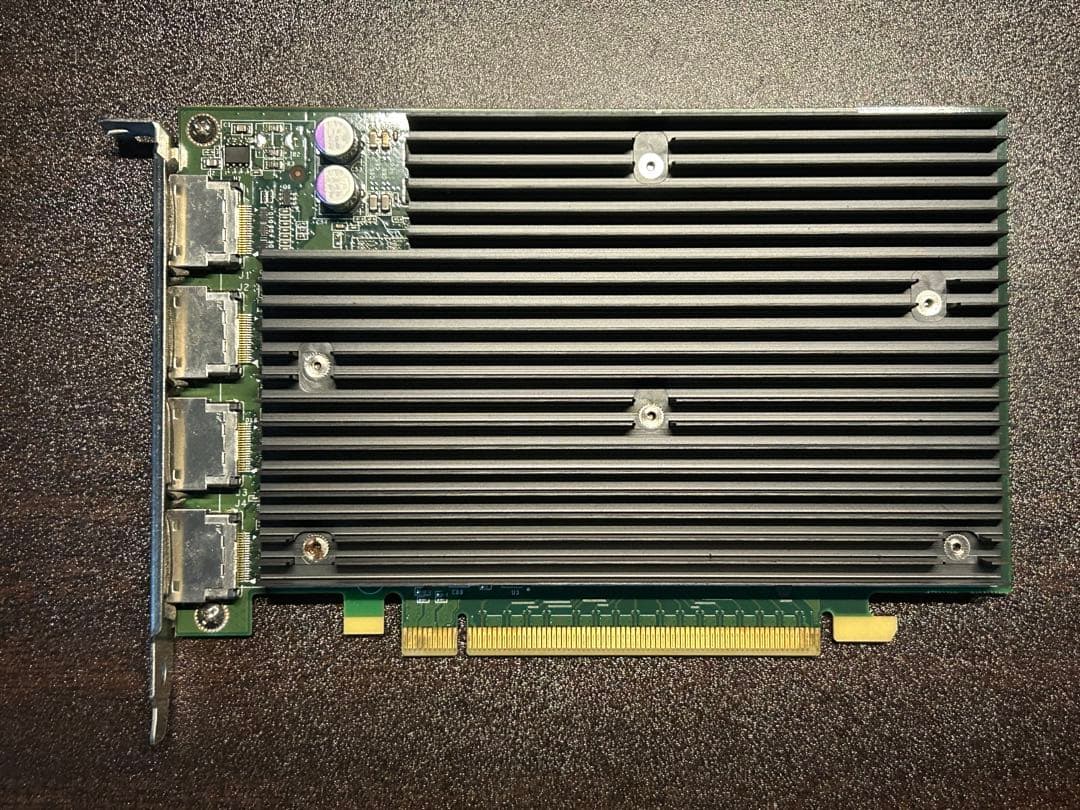 NVIDIA QUADRO NVS 450 Display Port 出力4系統