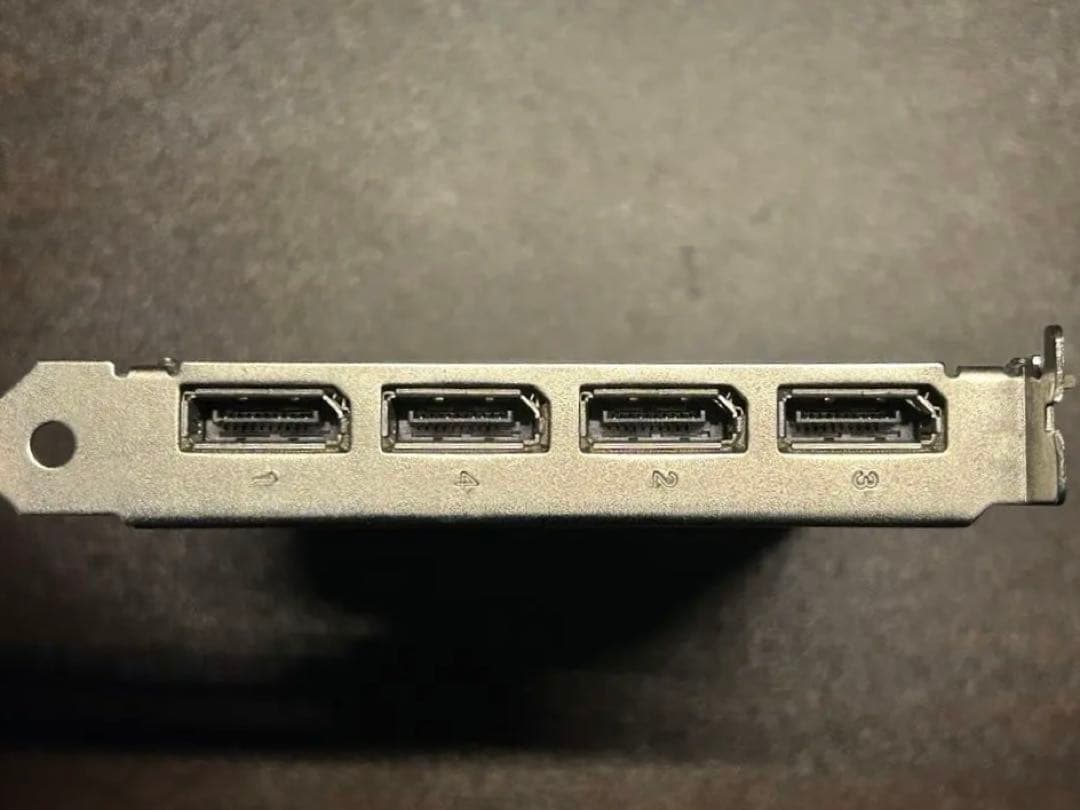 NVIDIA QUADRO NVS 450 Display Port 出力4系統