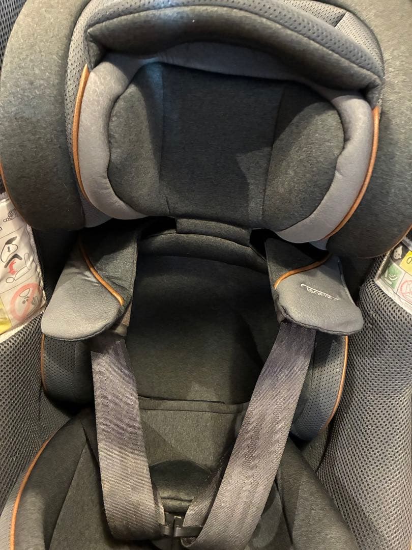 Apricaビッテプロテクト ISOFIXアカチャンホンポ限定モデル