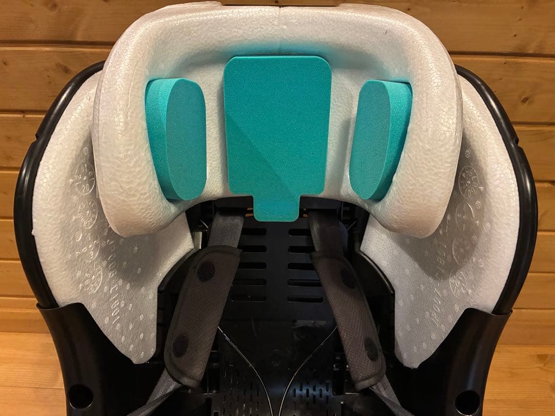 Apricaビッテプロテクト ISOFIXアカチャンホンポ限定モデル