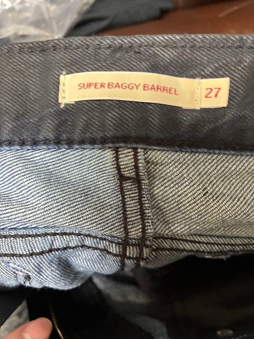 Levi's SUPER BAGGY バレルジーンズ ブラック コーティング