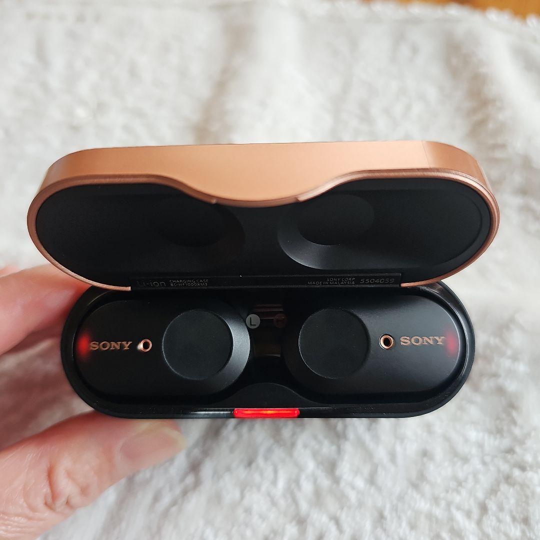 ピーちゃん 美品 SONY ワイヤレスイヤフォン WF-1000XM3