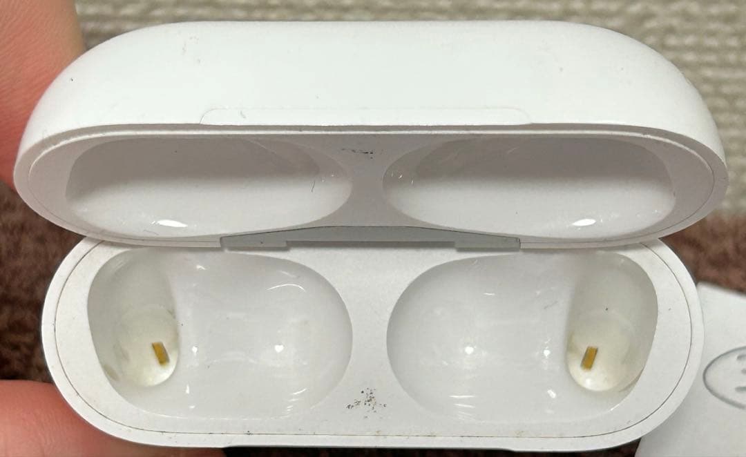 AirPods Pro 中古品　ワイヤレスイヤホン