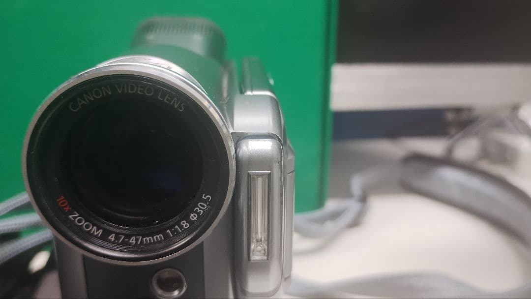 Canon miniDVビデオカメラ IXY dv M2