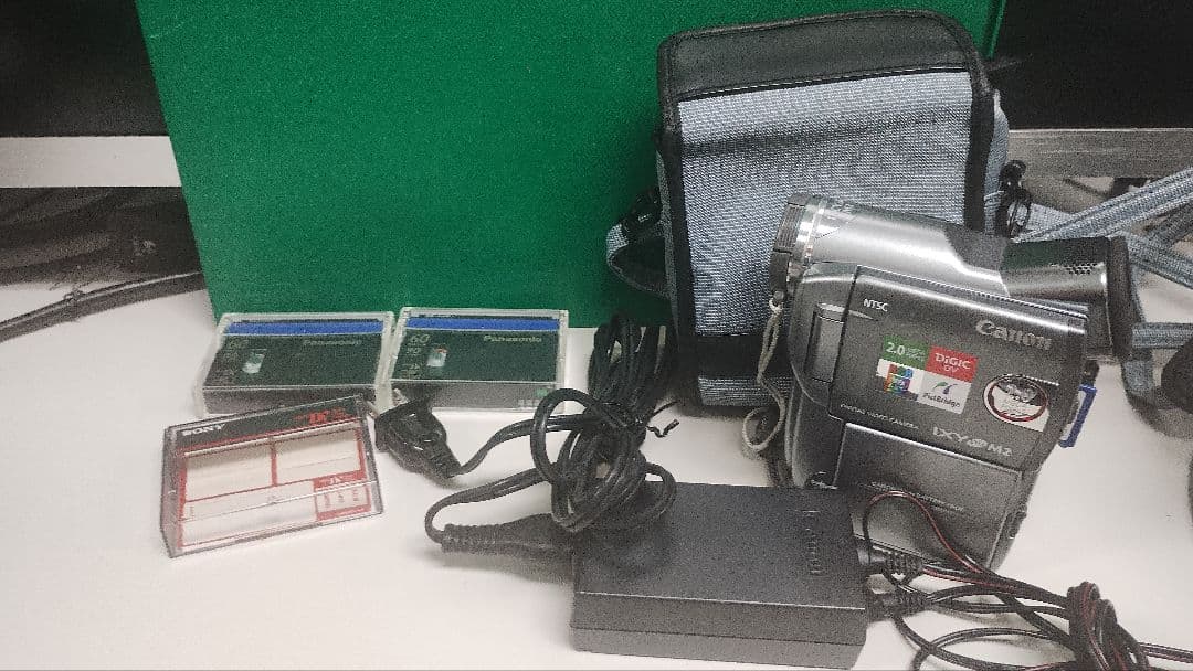 Canon miniDVビデオカメラ IXY dv M2