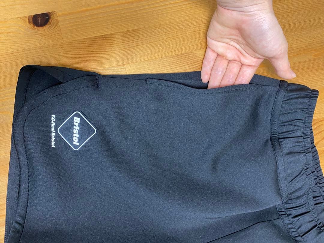 FCRB×ウィンダンシー ショートパンツ SEA ハーフパンツ黒