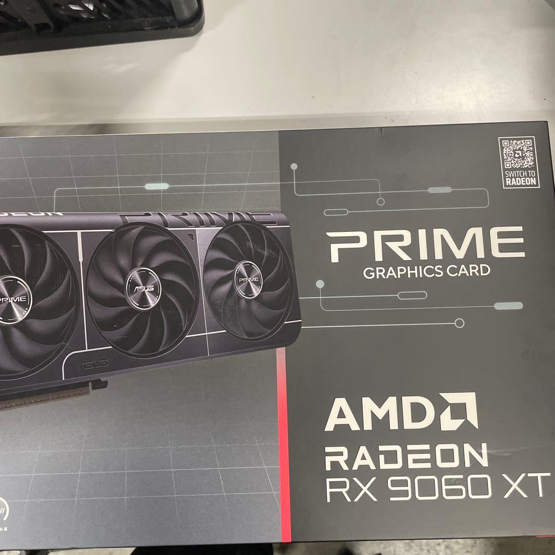 ASUS Radeon RX9060XT 16GB OC 3ファン