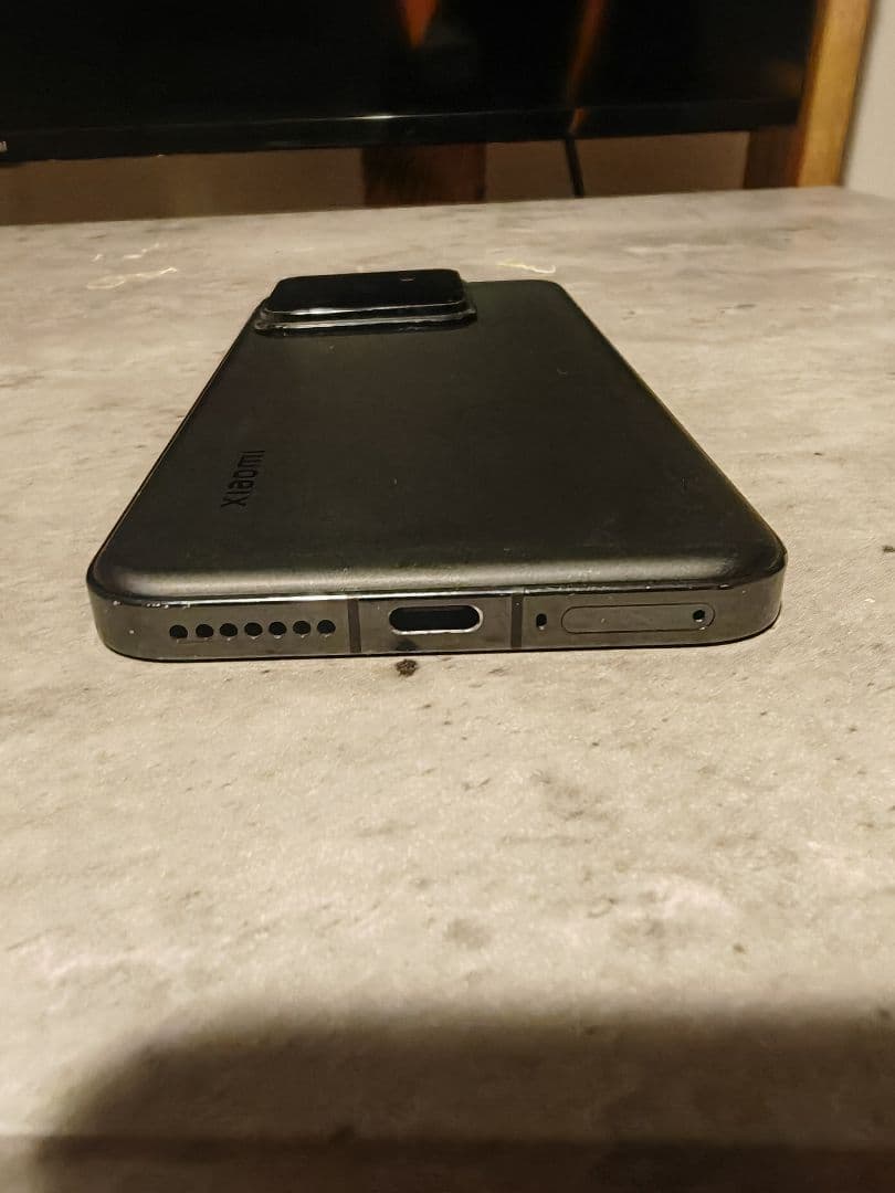 Xiaomi 14 256GB ケース付き　今日のみ値下げ