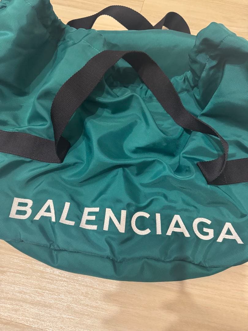 BALENCIAGA （バレンシアガ）ロゴ刺繍ナイロンホイールボストンバッグ