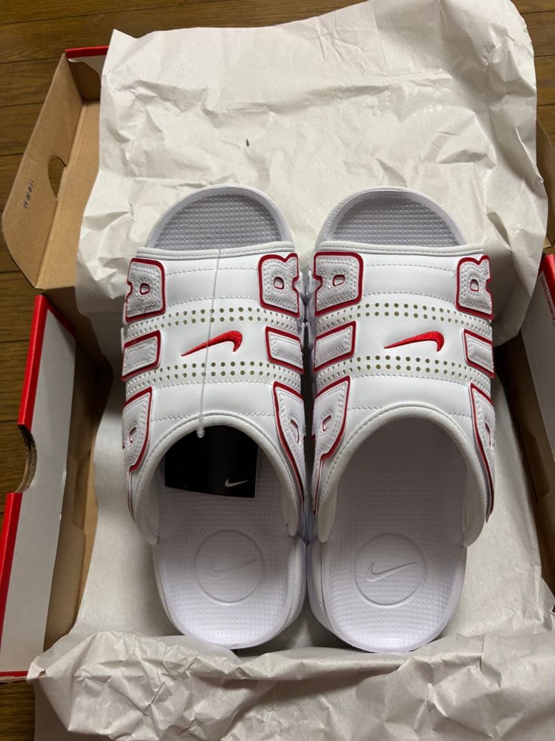 す*ず様 Nike AIR サンダル ホワイト/レッド