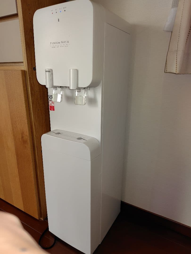 プレミアムウォーター スタンド式 ホワイト