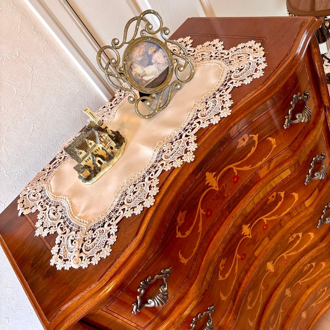 イタリア製 TAROCCO VACCARI猫足チェスト(家の置物と額絵はオマケ)