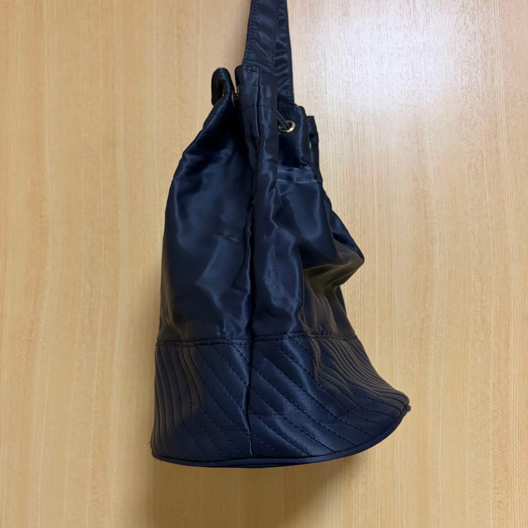 Yves Saint Laurent ショルダーバック 巾着型